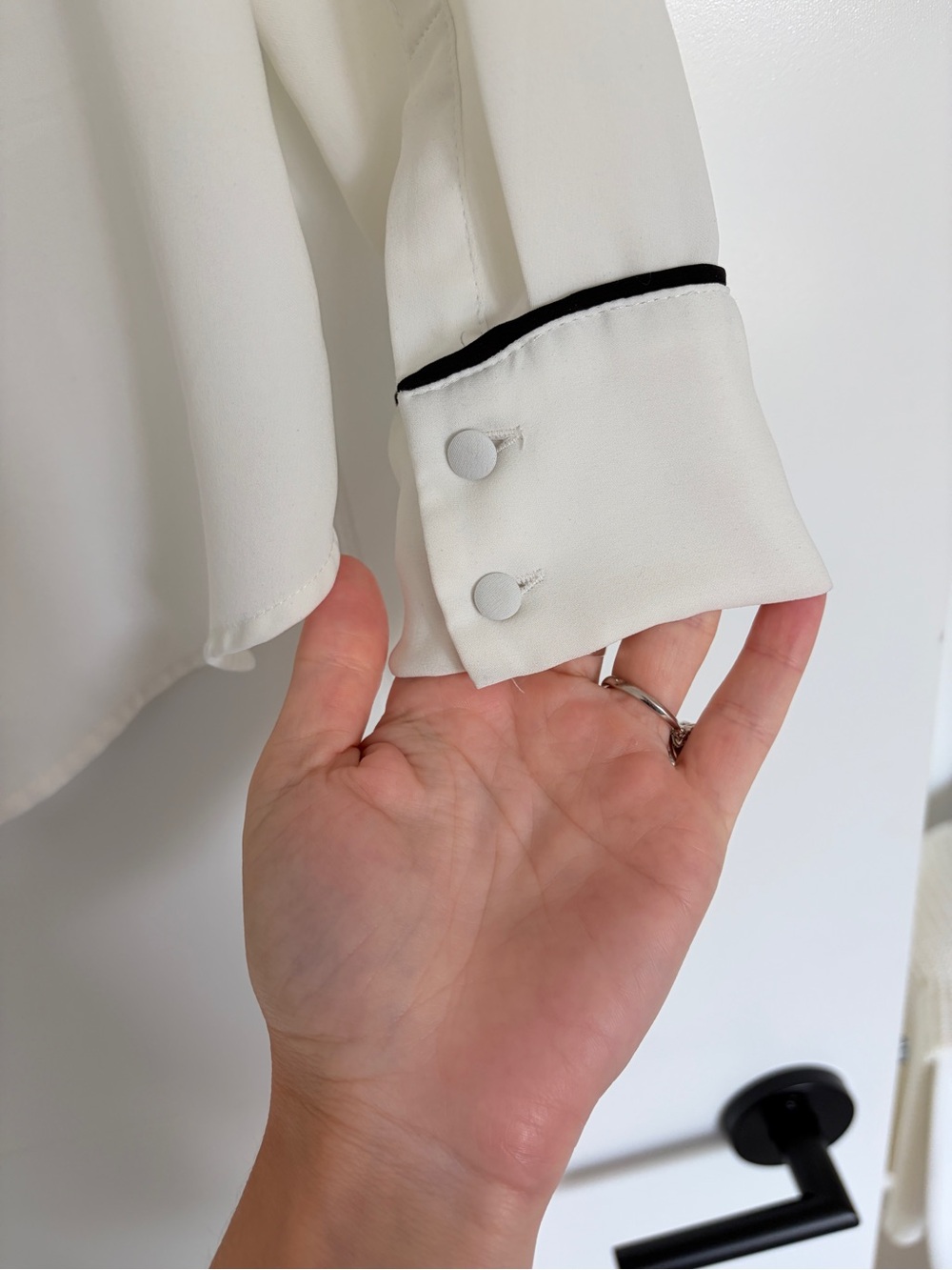 H&M White Button-Up Shirt with Black Piping - Picture 4 of 6